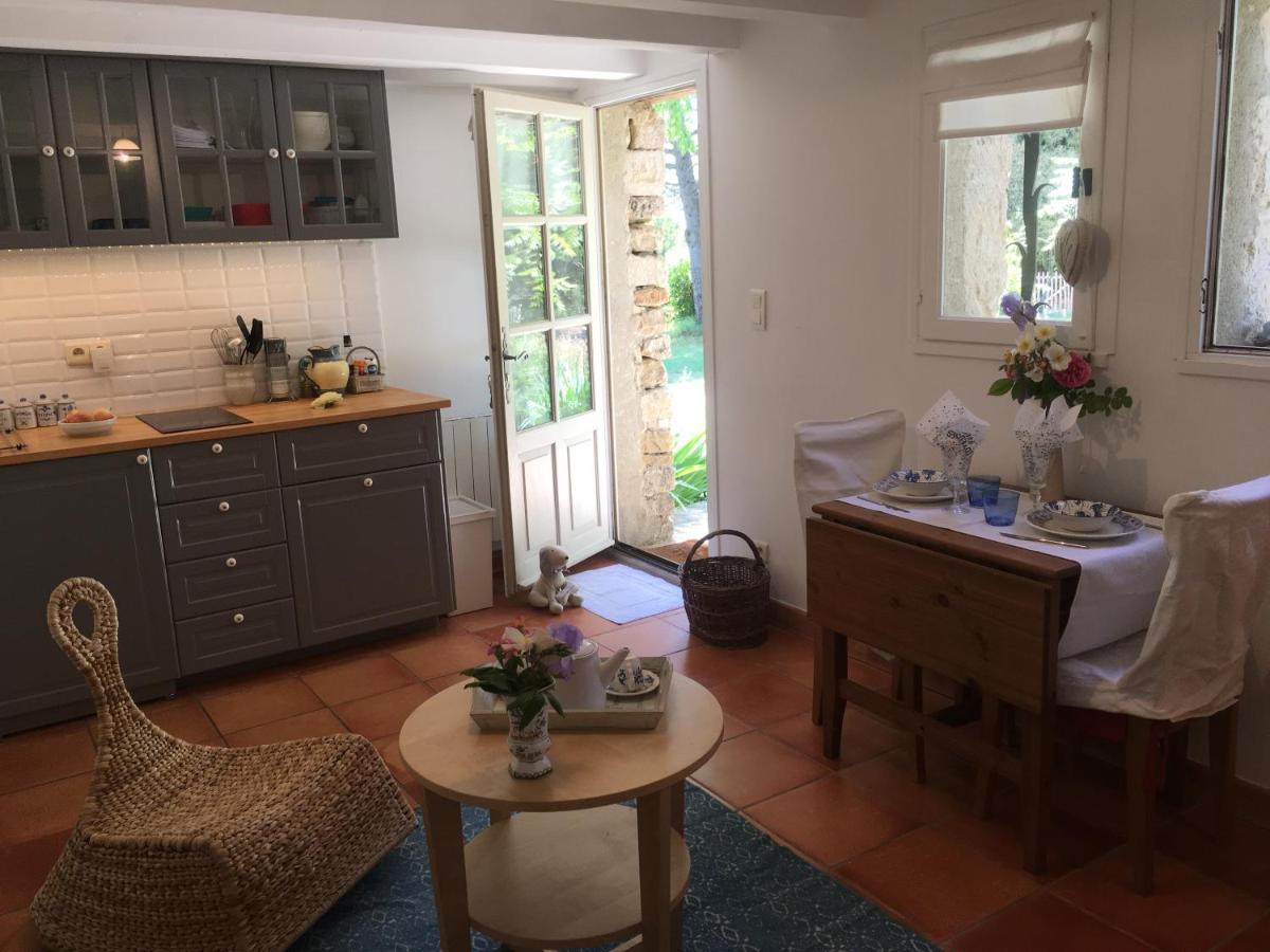 Les Olivettes Le Mazet Bed & Breakfast Uzès Exterior foto
